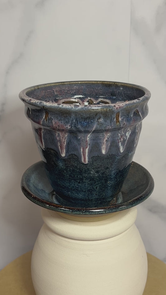 Planter Pot with Tray - 25oz- Moonlight Essence Glaze