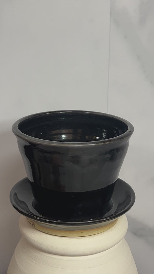 Planter Pot with Tray - 14 oz - Black Glaze